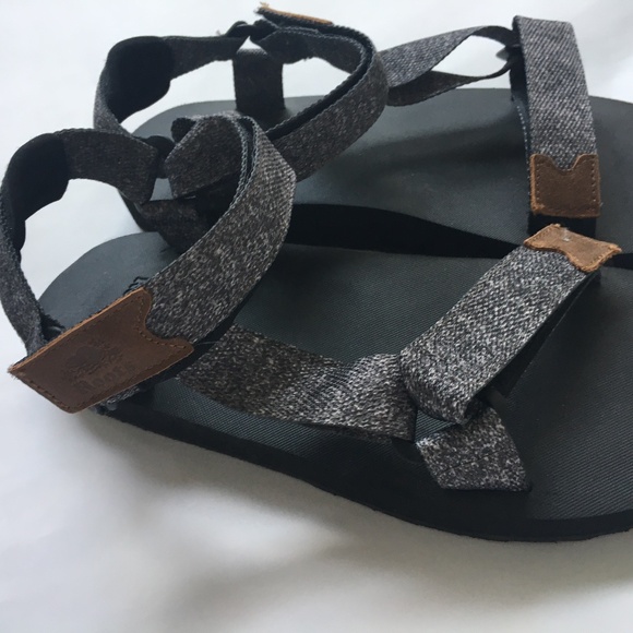 Roots Sandals 2 Strap Fabric & Leather Size 10 Grey Hook & Loop non Slip Sole - Picture 5 of 12